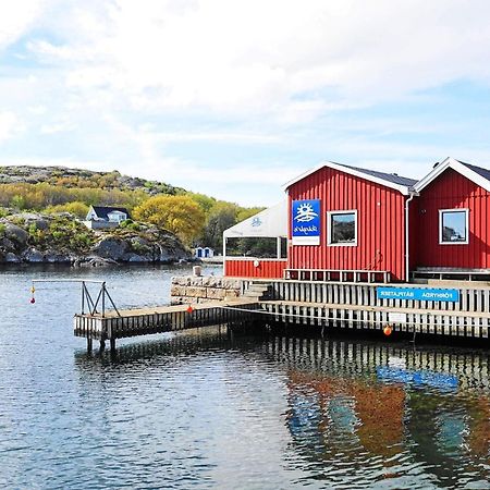 2 Person Holiday Home In R Nn Ng Rönnäng Exterior foto