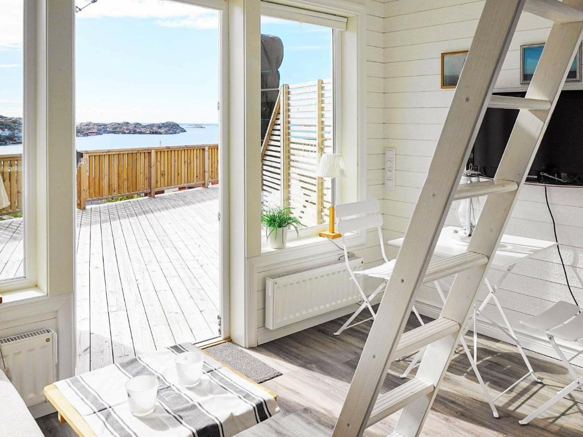 2 Person Holiday Home In R Nn Ng Rönnäng Quarto foto