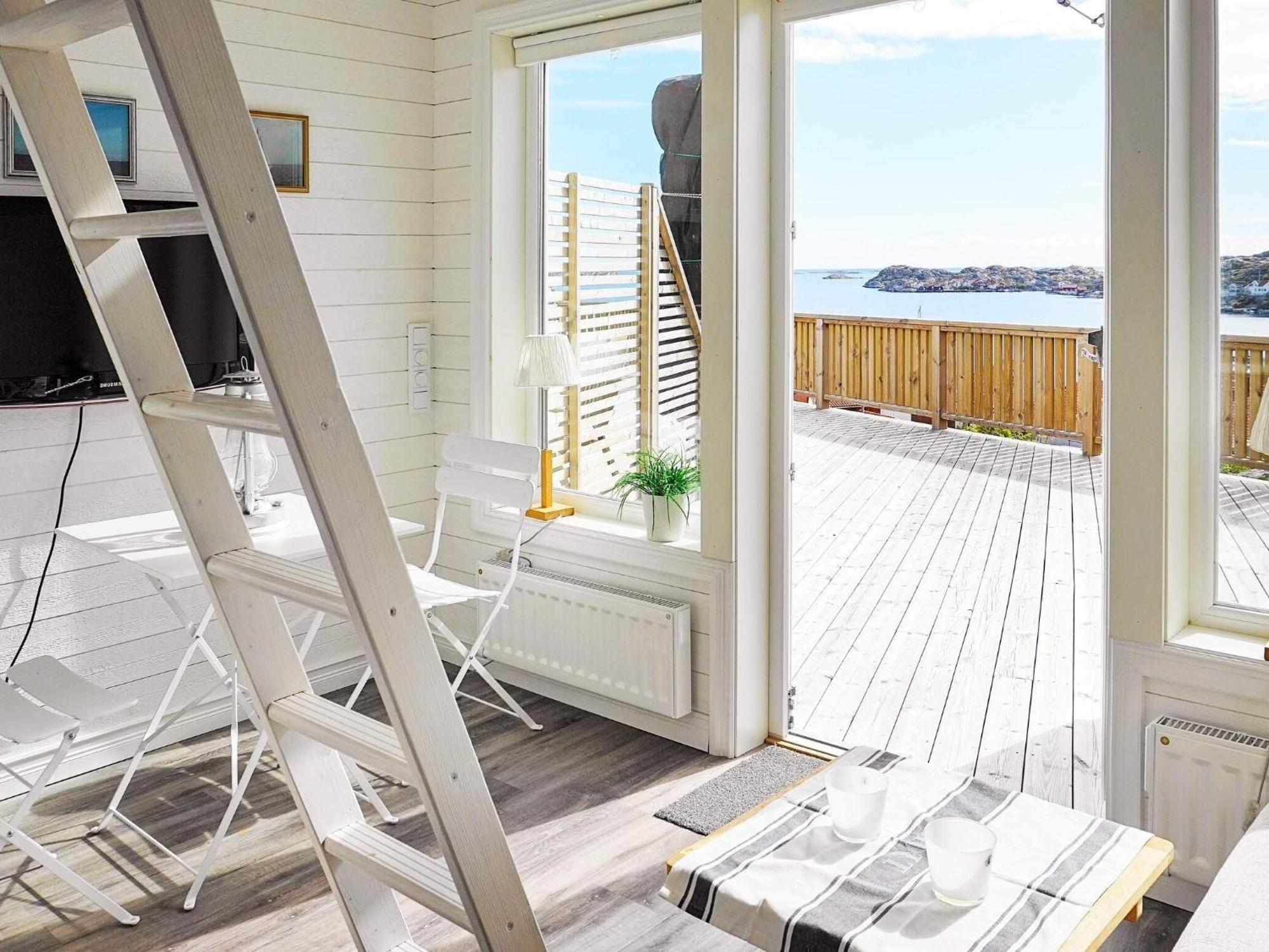 2 Person Holiday Home In R Nn Ng Rönnäng Exterior foto